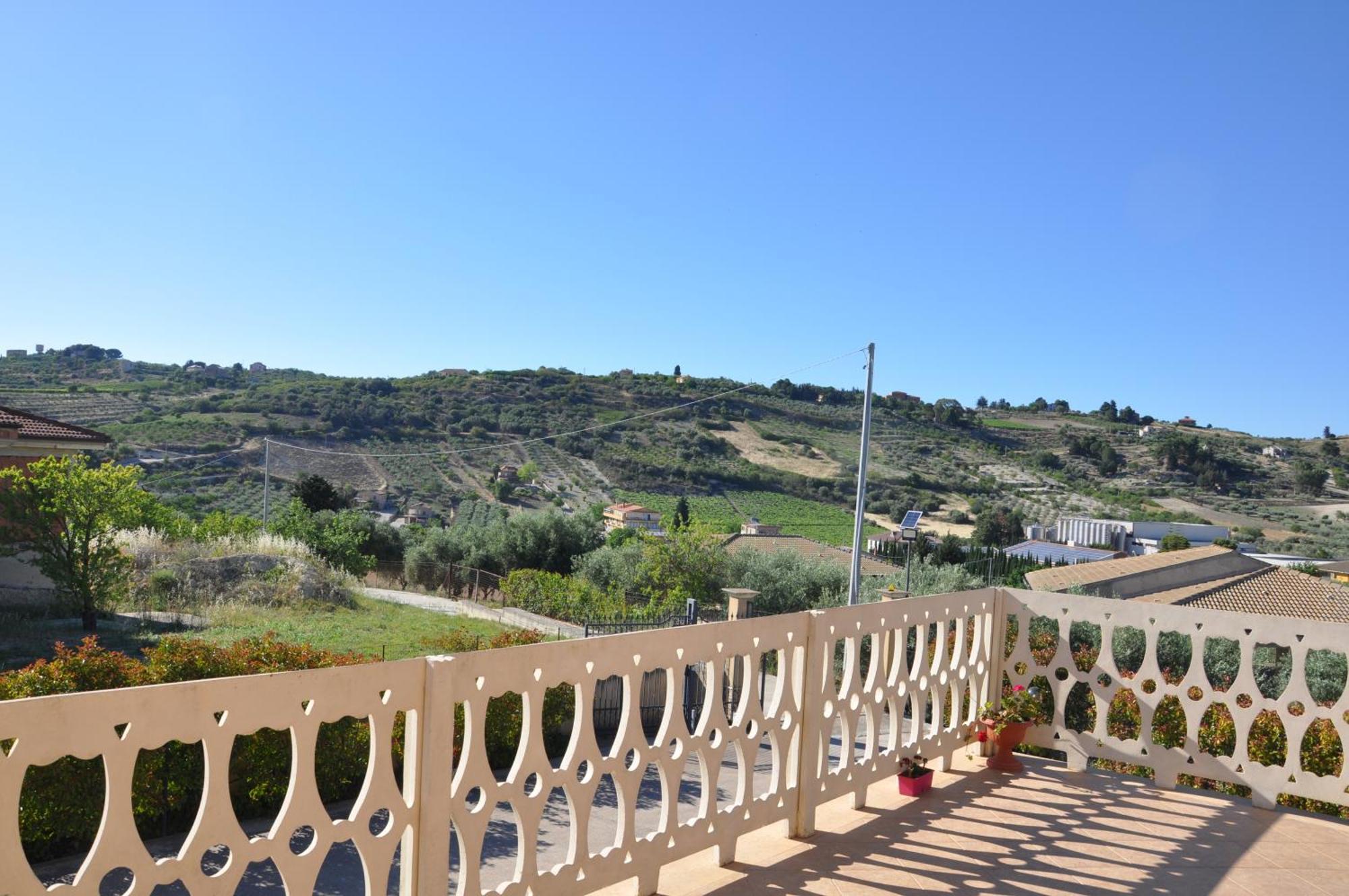 B&B La Terrazza Degli Scrittori Racalmuto Zewnętrze zdjęcie